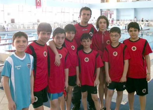 2014 23 Nisan Çocuk Şenliği Minikler Yüzme Müsabakaları